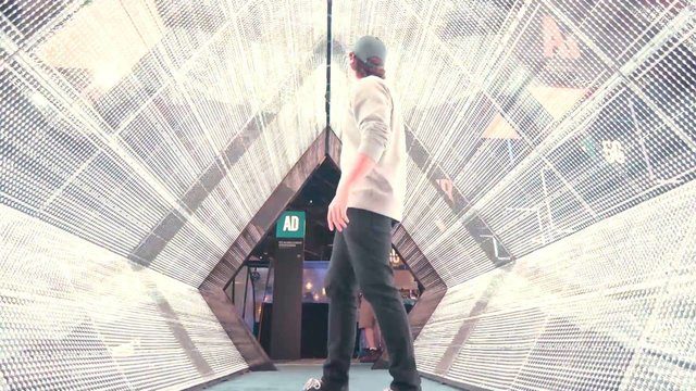Intel 5G tunnel @ CES 2018 — 4