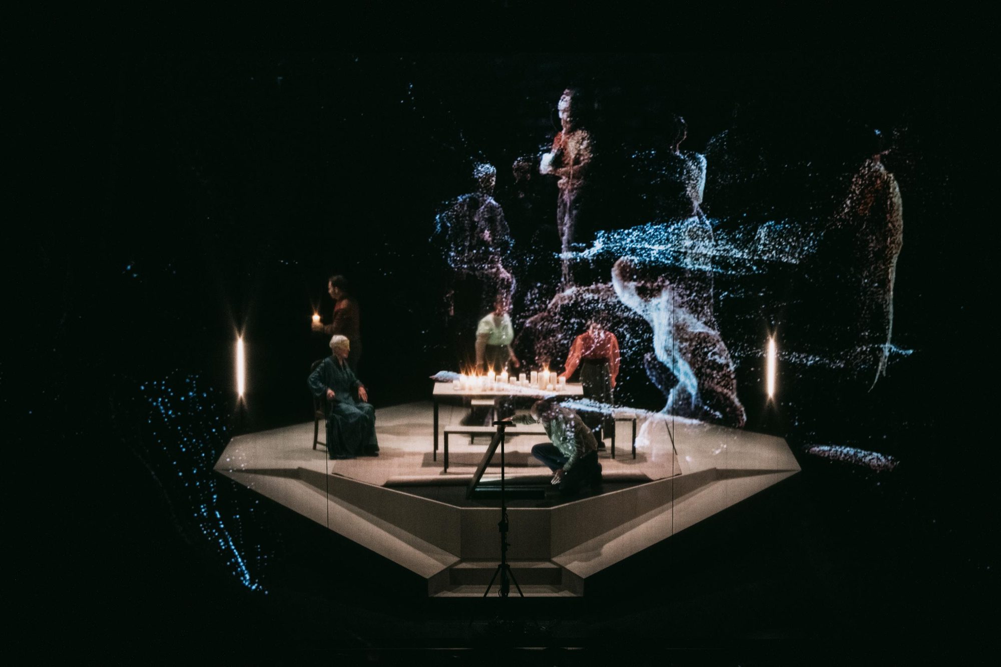 La Fin Du Présent — 3